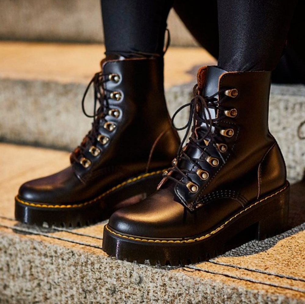 Doc Martens Women's Leona 7 Hook Boots